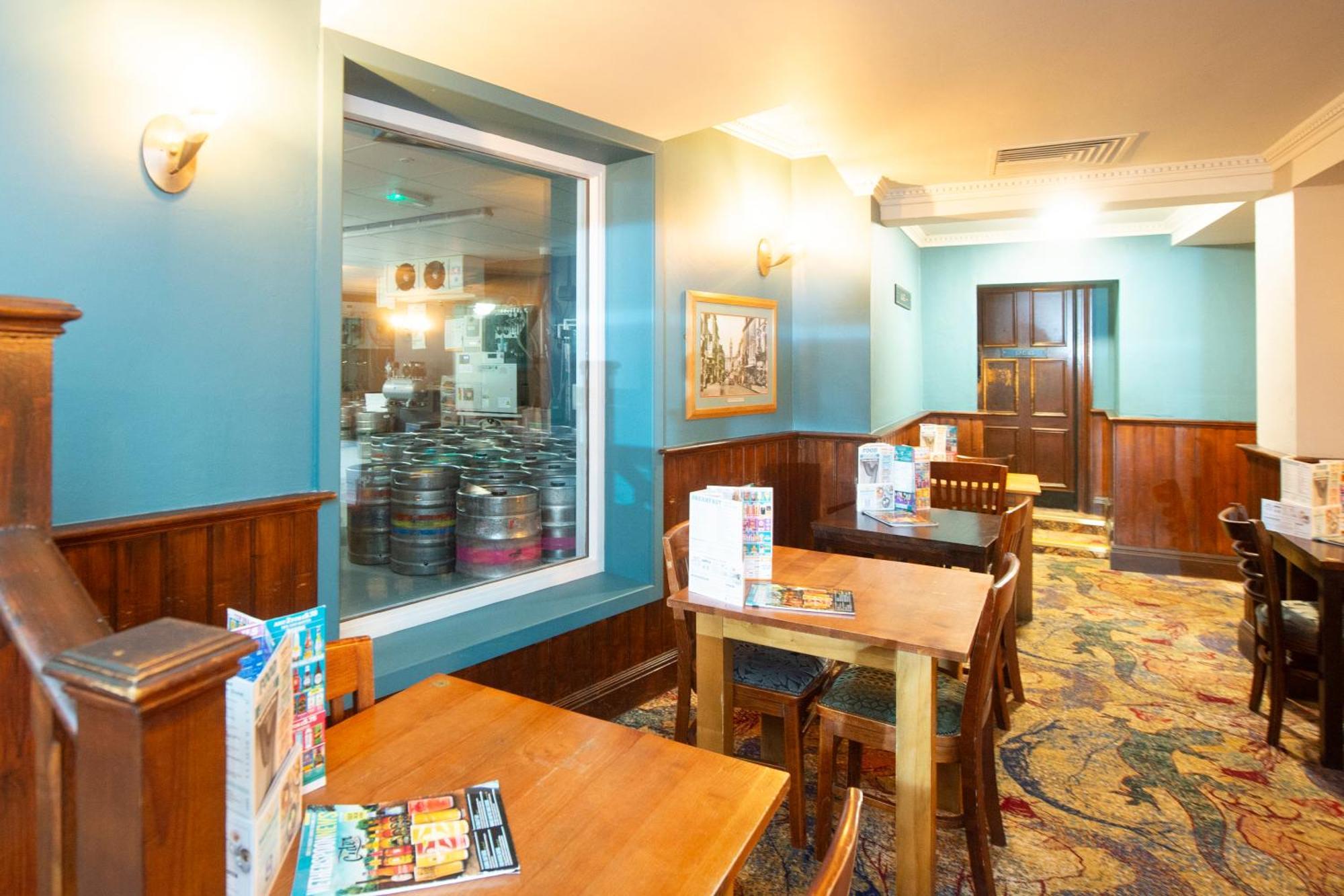 The Shrewsbury Hotel Wetherspoon Dış mekan fotoğraf