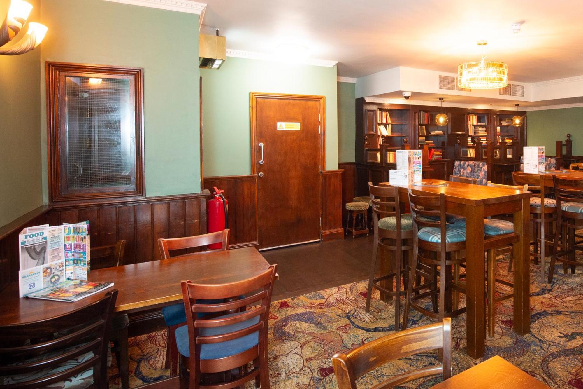 The Shrewsbury Hotel Wetherspoon Dış mekan fotoğraf