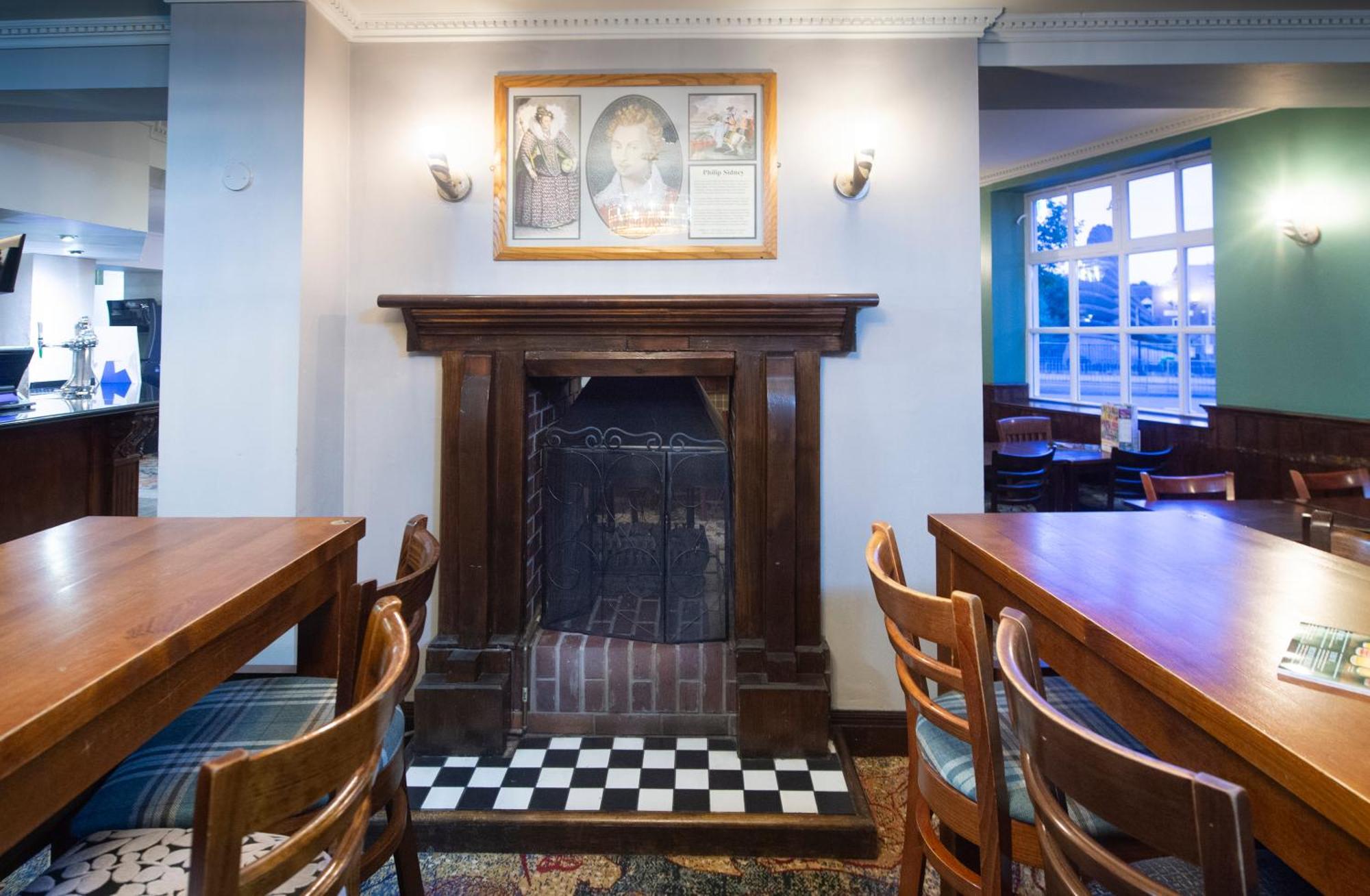 The Shrewsbury Hotel Wetherspoon Dış mekan fotoğraf