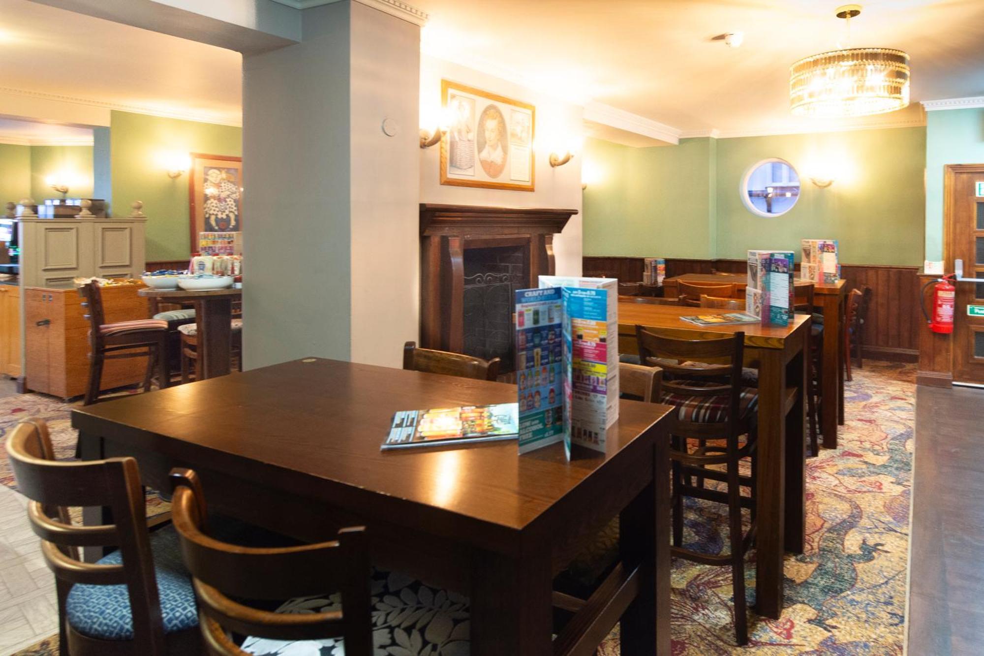 The Shrewsbury Hotel Wetherspoon Dış mekan fotoğraf