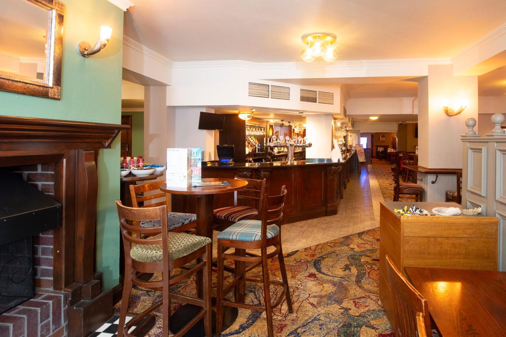 The Shrewsbury Hotel Wetherspoon Dış mekan fotoğraf