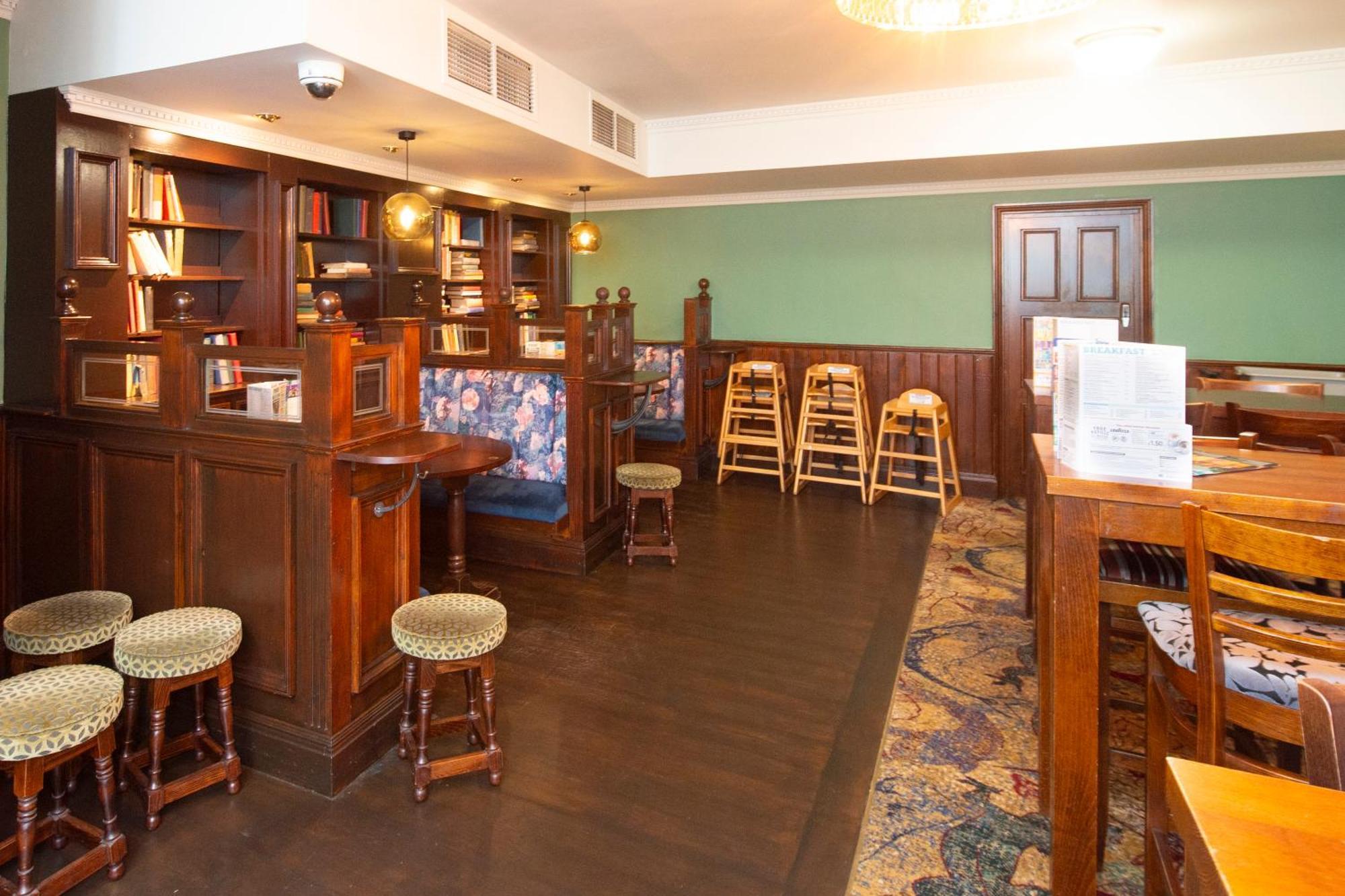 The Shrewsbury Hotel Wetherspoon Dış mekan fotoğraf