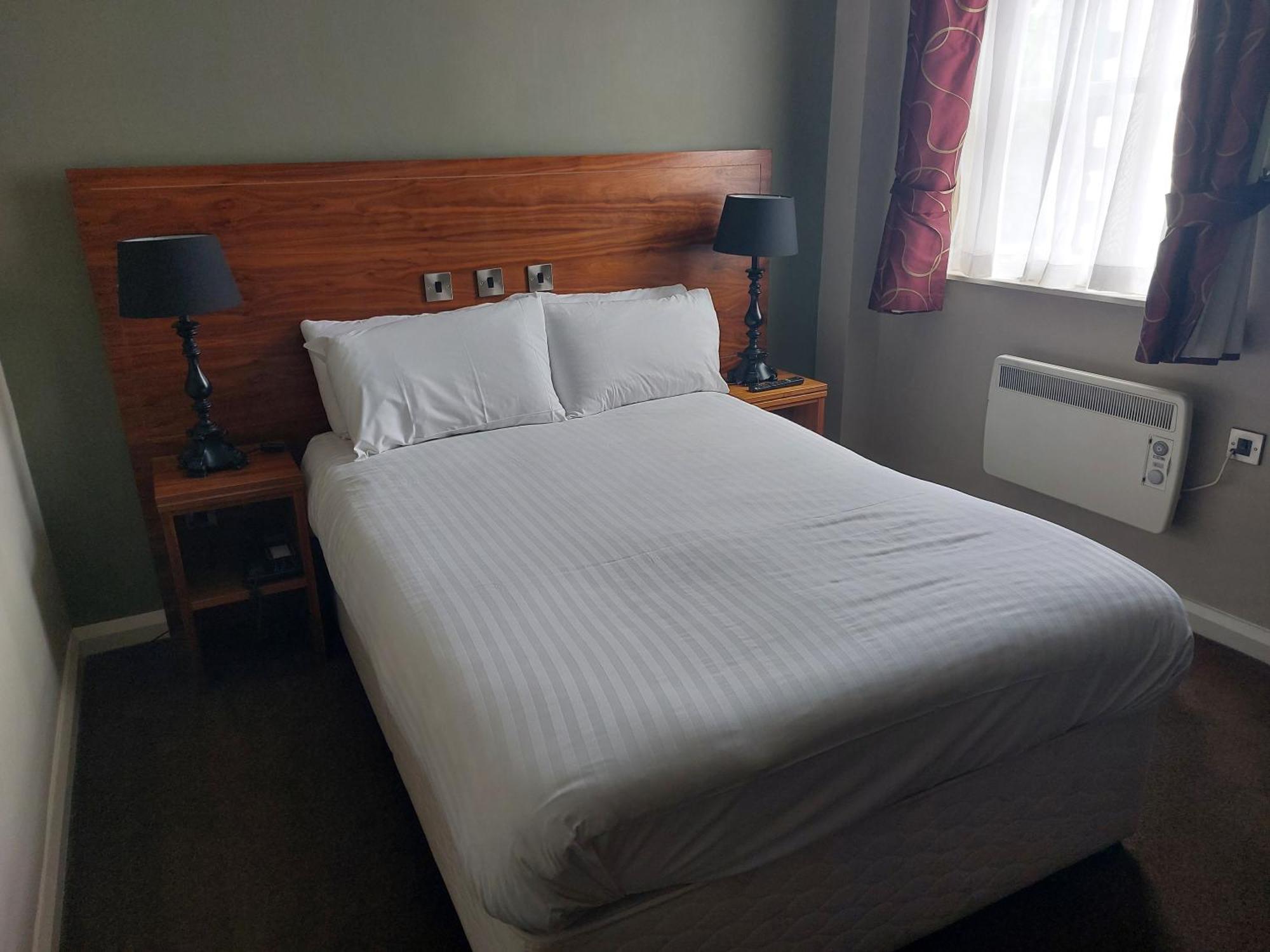 The Shrewsbury Hotel Wetherspoon Dış mekan fotoğraf