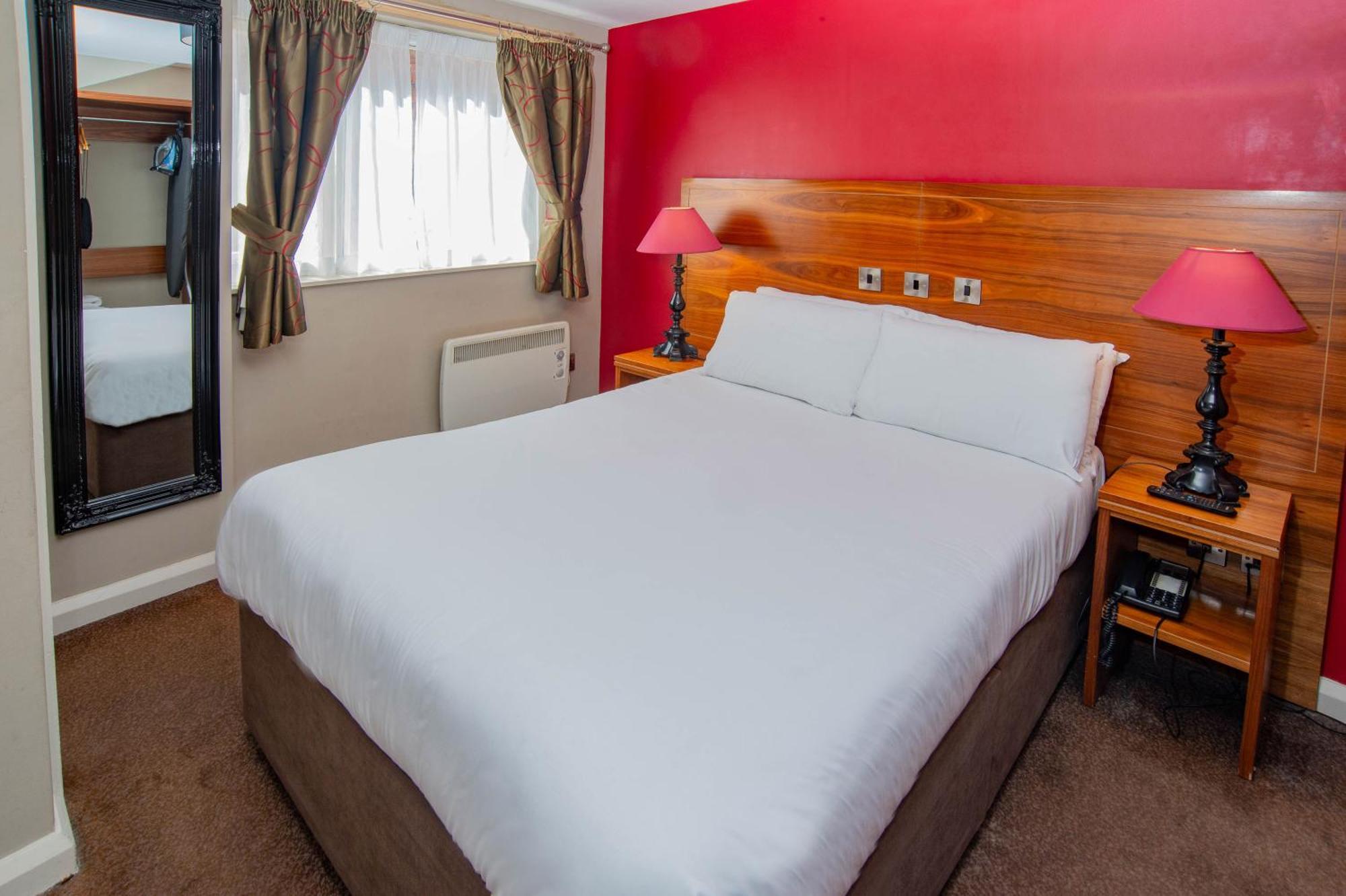 The Shrewsbury Hotel Wetherspoon Dış mekan fotoğraf